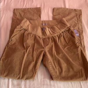 New Gap maternity size 6 pants